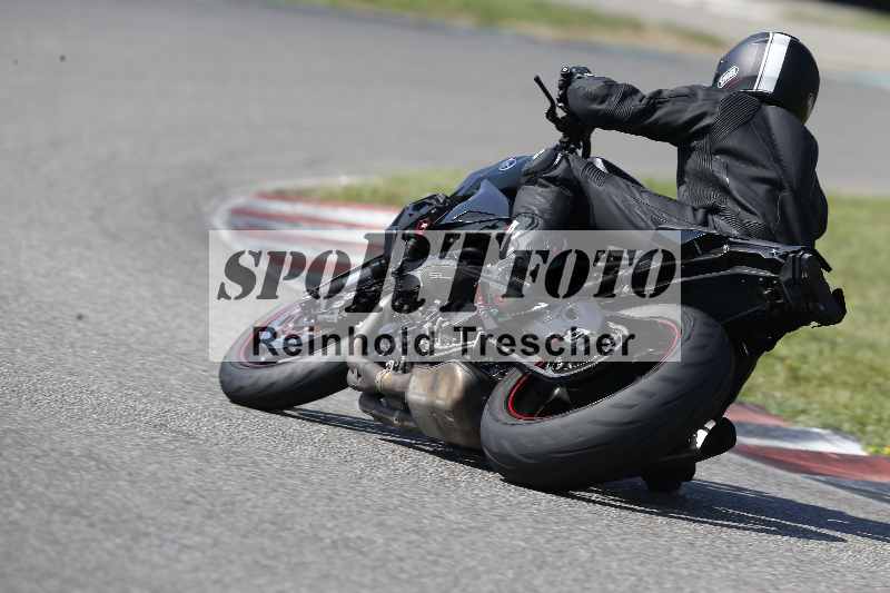 /44 09.08.2025 Plüss Moto Sport ADR/Freies Fahren/785